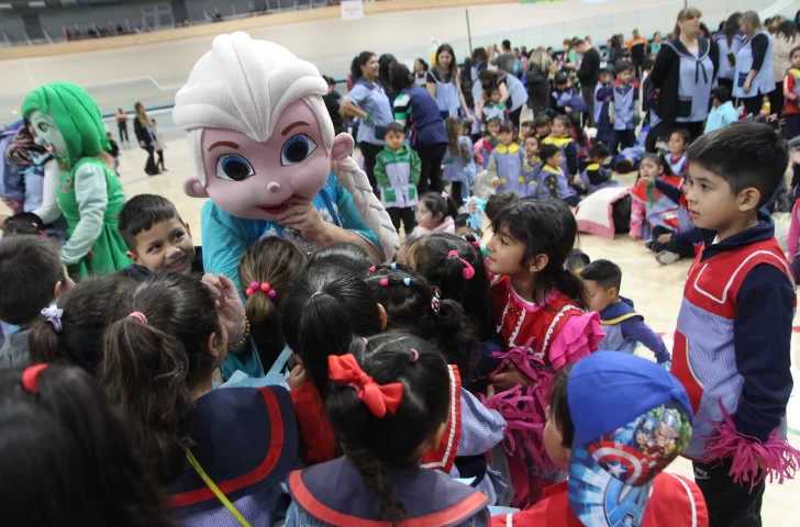 DCC200925-002F06-728x480