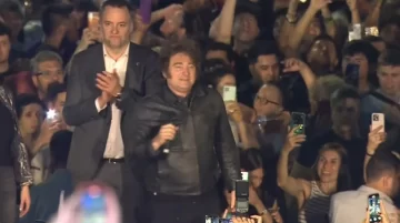 Milei habló del dólar y reveló que negocia un préstamo de EEUU