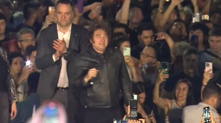 Milei habló del dólar y reveló que negocia un préstamo de EEUU