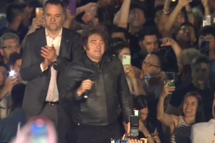 Milei habló del dólar y reveló que negocia un préstamo de EEUU