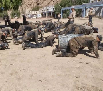 DCC210925-005F03-728x645