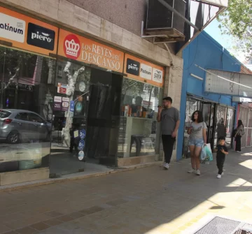 Día del Empleado Mercantil: el lunes 22 no habrá comercio Día del Empleado Mercantil: el lunes 22 no habrá comercio