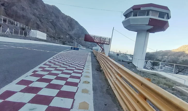 DCC240925-022F01-728x428