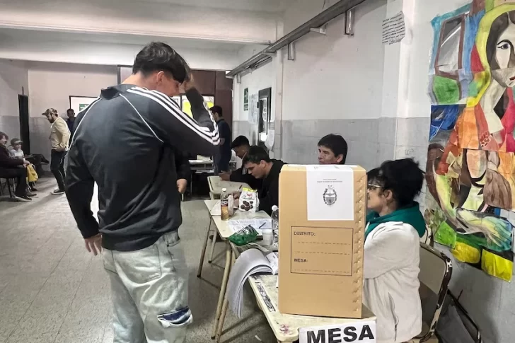 Expectativa en todo el país por los resultados de las elecciones en la provincia de Buenos Aires