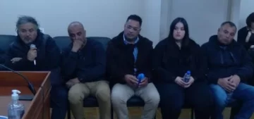 Dos de los sospechados por los ‘fraudes’ con tierras fiscales, de nuevo al banquillo por otra estafa con un loteo en Rawson Dos de los sospechados por los ‘fraudes’ con tierras fiscales, de nuevo al banquillo por otra estafa con un loteo en Rawson