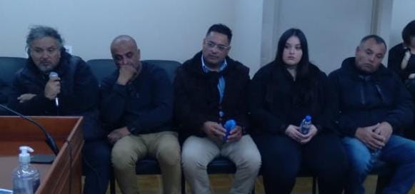 Dos de los sospechados por los ‘fraudes’ con tierras fiscales, de nuevo al banquillo por otra estafa con un loteo en Rawson Dos de los sospechados por los ‘fraudes’ con tierras fiscales, de nuevo al banquillo por otra estafa con un loteo en Rawson