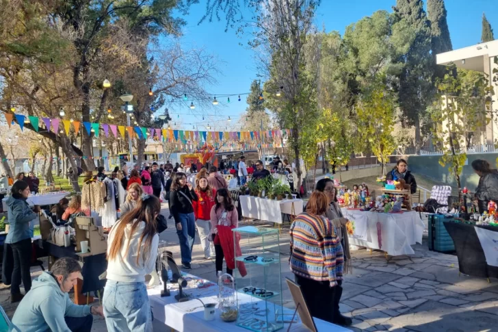 Feria de productos de San Juan con entrada libre y gratuita en los jardines del Auditorio