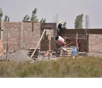Al menos 22 viviendas ya habitadas, 13 en construcción y un daño multimillonario Al menos 22 viviendas ya habitadas, 13 en construcción y un daño multimillonario