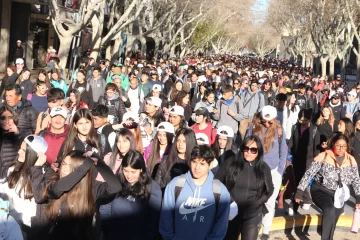 La fe creció: con más de 3.000 participantes arrancó la peregrinación de jóvenes a Ceferino Namuncurá