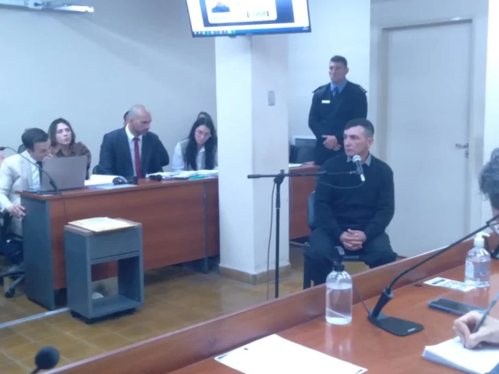 Juicio a tres efectivos por apremios ilegales: “Mi hijo iba a ser policía pero ya no quiere por lo que me hicieron” Juicio a tres efectivos por apremios ilegales: “Mi hijo iba a ser policía pero ya no quiere por lo que me hicieron”