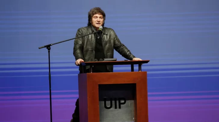 Javier Milei cargó contra el peronismo al criticar la justicia social: “No pueden aceptar que son resentidos” Javier Milei cargó contra el peronismo al criticar la justicia social: “No pueden aceptar que son resentidos”