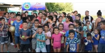 Olga, ejemplo de amor por niños carenciados Olga, ejemplo de amor por niños carenciados