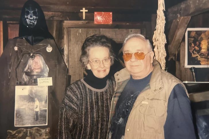 Ellos son “los Warren”: los domadores de fantasmas y demonios detrás del éxito de “El Conjuro”