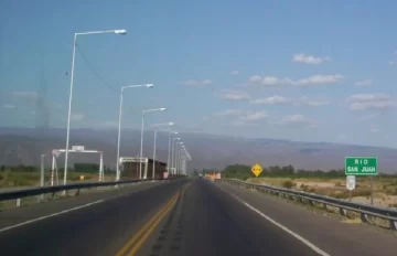 Avanza el deterioro de la Ruta 20 en el tramo San Juan-Caucete