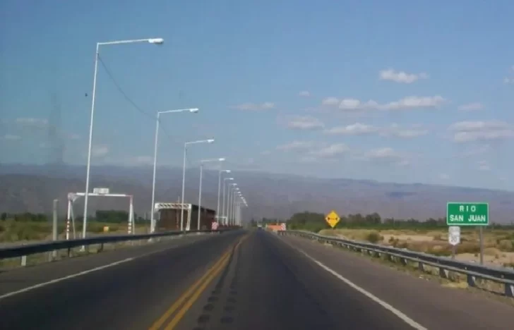 Avanza el deterioro de la Ruta 20 en el tramo San Juan-Caucete