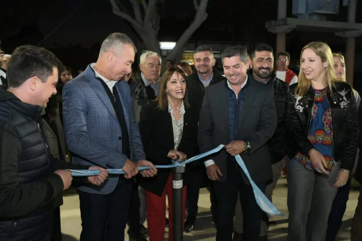 Capital con luces 100% led: Orrego y Laciar participaron del acto de puesta en marcha