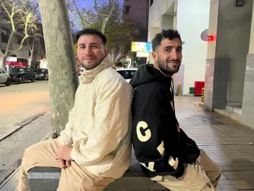 El nostálgico recuerdo de la infancia de Omega: del sacrificio de niños vendiendo semitas al éxito en la actualidad El nostálgico recuerdo de la infancia de Omega: del sacrificio de niños vendiendo semitas al éxito en la actualidad