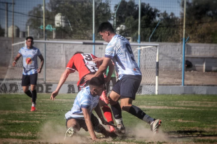 Fin del sueño sanjuanino en la Copa País: fue derrota en Albardón y clasificaron los mendocinos Fin del sueño sanjuanino en la Copa País: fue derrota en Albardón y clasificaron los mendocinos