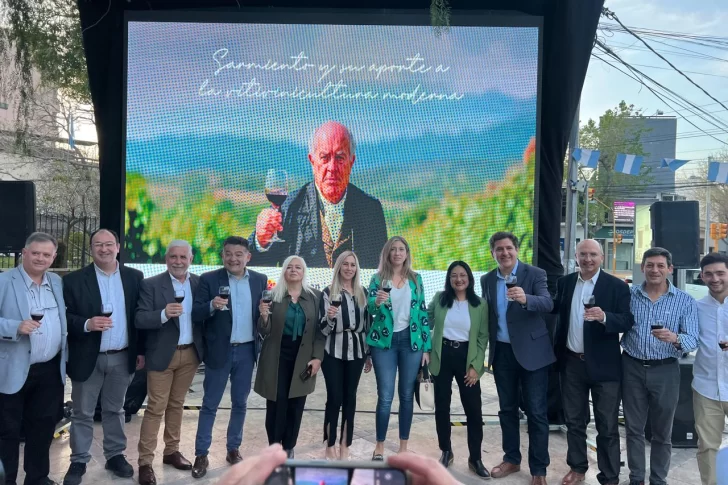 En el Día del Maestro, estrenaron un impactante audiovisual donde Sarmiento relata su aporte a la vitivinicultura