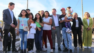 Marcelo Orrego entregó el barrio “Ceferino Namuncurá” en San Martín Marcelo Orrego entregó el barrio “Ceferino Namuncurá” en San Martín