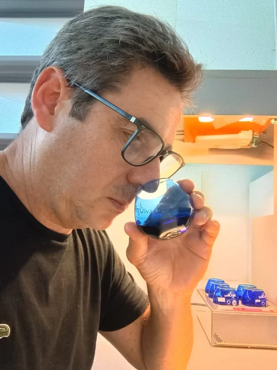 ¿Cómo reconocer y elegir un buen aceite de oliva? Los consejos de un experto sanjuanino ¿Cómo reconocer y elegir un buen aceite de oliva? Los consejos de un experto sanjuanino