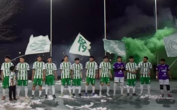 El futsal crece en Desamparados: una disciplina que se banca sola, suma sponsors y se ilusiona a lo grande El futsal crece en Desamparados: una disciplina que se banca sola, suma sponsors y se ilusiona a lo grande