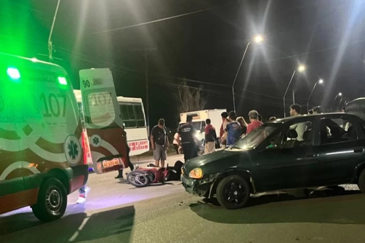 Fuerte choque en una transitada avenida de Pocito: un motociclista gravemente herido Fuerte choque en una transitada avenida de Pocito: un motociclista gravemente herido