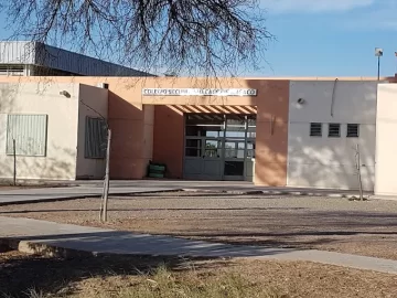 Angaco: robaron más de $600.000 del armario de un colegio