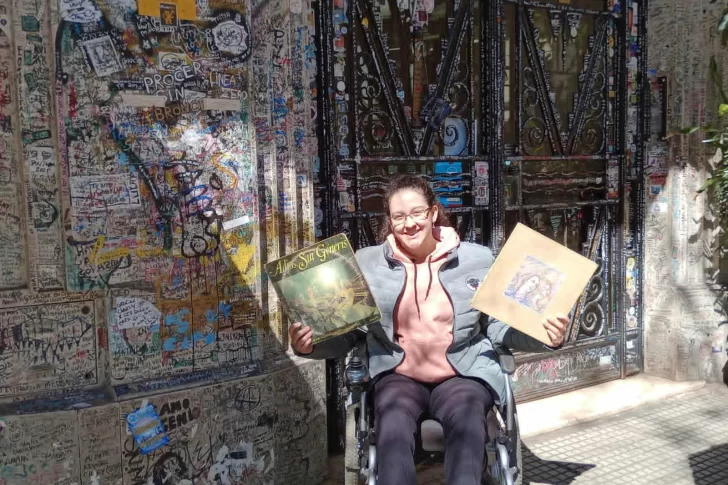 50 años de “Adiós Sui Generis”: Los fans se reunieron en Buenos Aires y la sanjuanina Cecilia Cumpián estuvo ahí