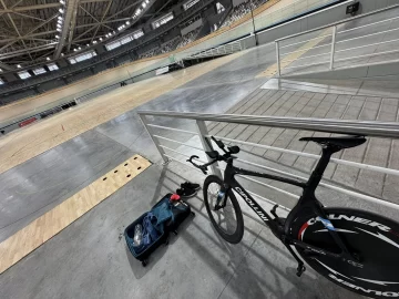 Un ciclista reavivó la polémica por el uso del velódromo Vicente Chancay: “No terminó el circo ese del patinaje”