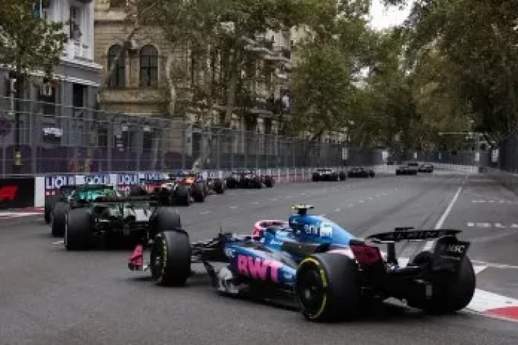 Tras un buen arranque, Franco Colapinto terminó último en el GP de Azerbaiyán de la Fórmula 1