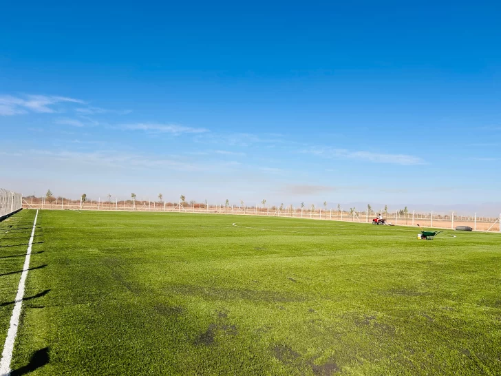 Avance para el deporte en 25 de Mayo: el próximo sábado inauguran la cancha de fútbol 11 de césped sintético Avance para el deporte en 25 de Mayo: el próximo sábado inauguran la cancha de fútbol 11 de césped sintético