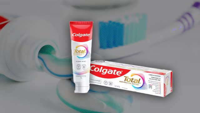 Qué efectos adversos provoca la pasta dental Colgate Total Clean Mint cuyo uso volvió a prohibir la ANMAT