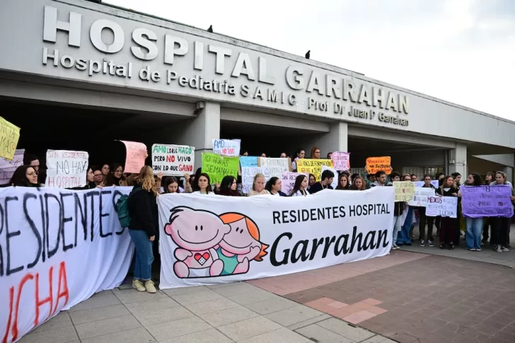 Tras rechazar el financiamiento universitario, el Gobierno de Milei también vetó la emergencia en pediatría
