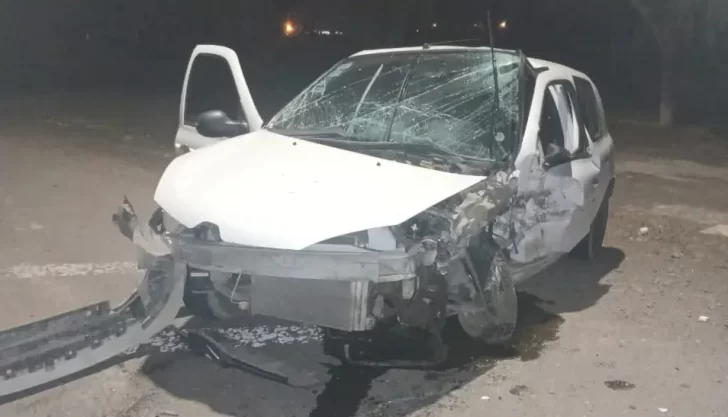 Impactante siniestro en Las Chacritas: dos vehículos chocaron de frente, ¿uno de los conductores iba ebrio? Impactante siniestro en Las Chacritas: dos vehículos chocaron de frente, ¿uno de los conductores iba ebrio?