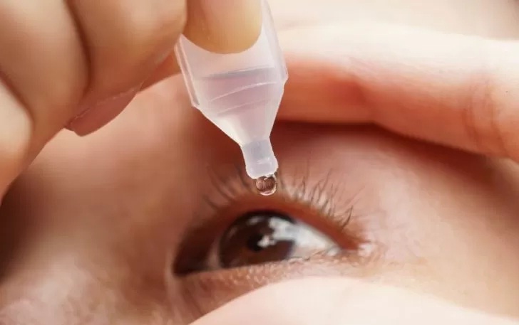 Están disponibles en Argentina las gotas para ver de cerca sin lentes