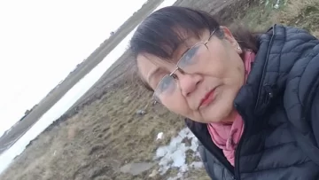 Fue violada a los 14, su madre entregó a los mellizos que tuvo y los encontró después de 44 años Fue violada a los 14, su madre entregó a los mellizos que tuvo y los encontró después de 44 años