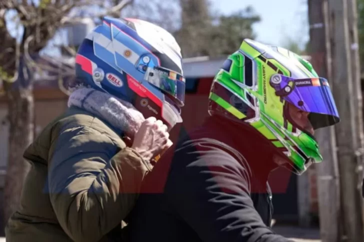 Las perlitas de las elecciones en Buenos Aires: desde un fiscal detenido a la madre de Colapinto con el casco de su hijo