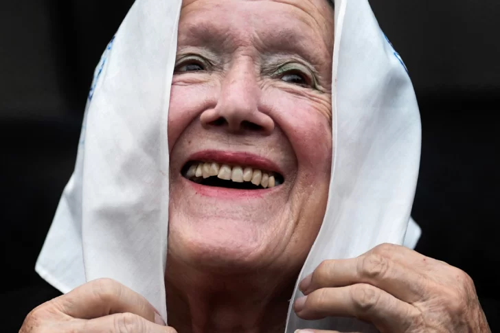 Memoria en foco: Nora Cortiñas, la madre que los protegía a todos