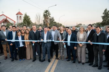 Orrego inauguró la repavimentación de la Ruta Nacional 153 y anunció obras de iluminación para la zona Orrego inauguró la repavimentación de la Ruta Nacional 153 y anunció obras de iluminación para la zona