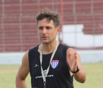 Después de dos años como DT de Alianza, Pachi Pascual dejó su cargo tras una floja campaña