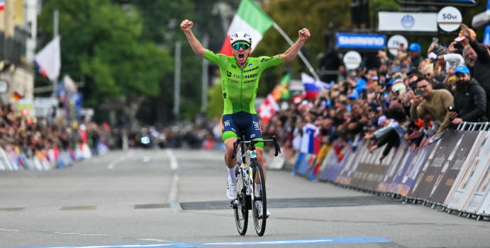 En otra exhibición, Tadej Pogacar volvió a ser rey de la ruta en el Mundial de Ruanda En otra exhibición, Tadej Pogacar volvió a ser rey de la ruta en el Mundial de Ruanda