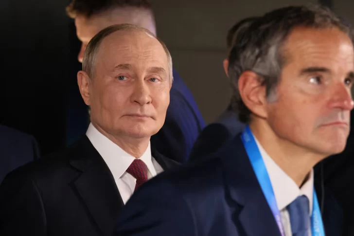 El titular de la Agencia de Energía Atómia reveló que el Vladimir Putín elogió la política económica de Milei