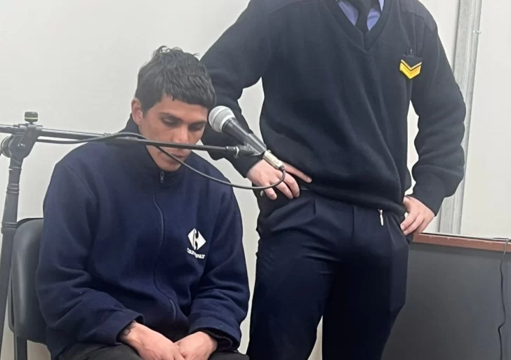 Le roba el celular, lo rastrea y encara al ladrón que terminó condenado a dos meses de prisión Le roba el celular, lo rastrea y encara al ladrón que terminó condenado a dos meses de prisión