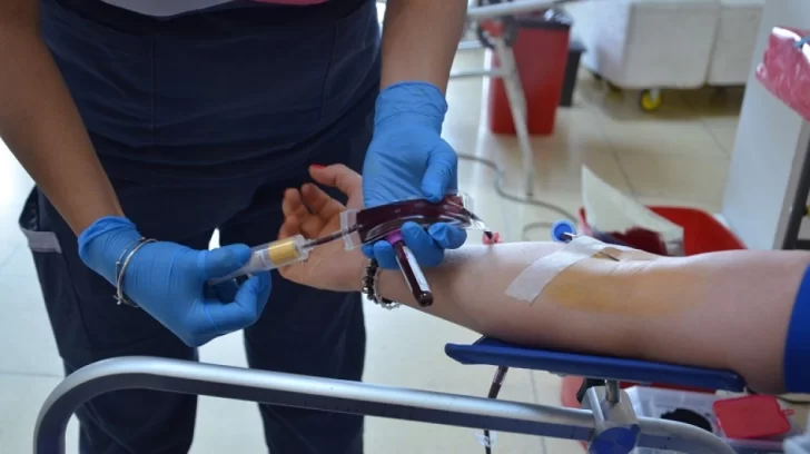 El IPHEM sale en busca de donantes de sangre: entérate dónde y cuándo donar