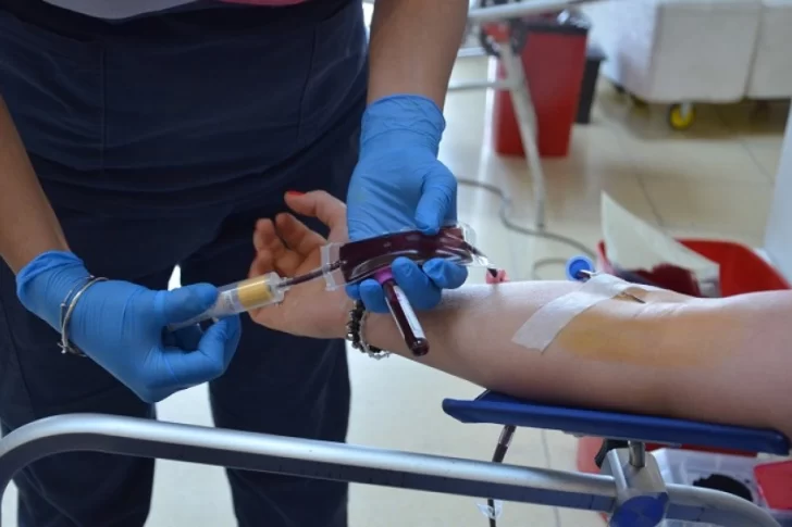 El IPHEM sale en busca de donantes de sangre: entérate dónde y cuándo donar