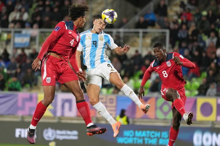 Argentina le ganó 3-1 a Cuba en su debut en el Mundial de Chile