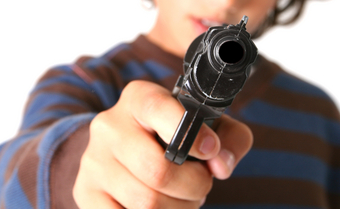 La Justicia de Menores investiga el episodio de un alumno que llevó un “arma” a la escuela La Justicia de Menores investiga el episodio de un alumno que llevó un “arma” a la escuela