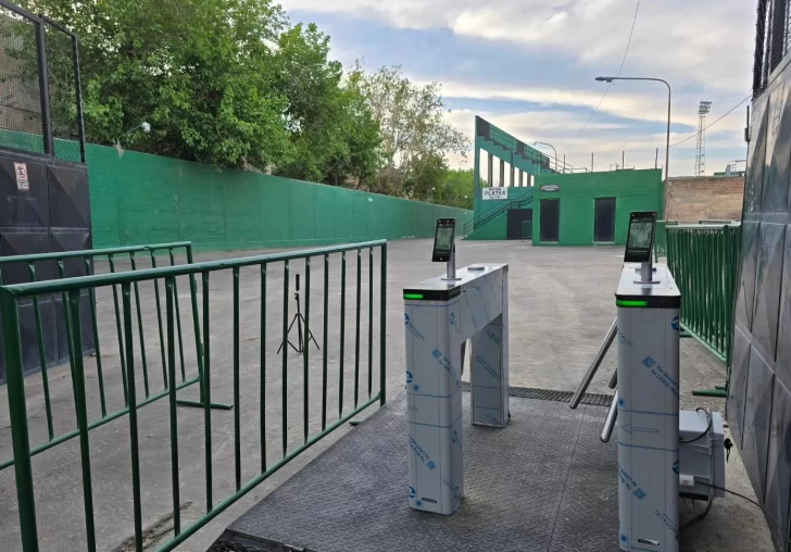 San Martín recibe al Vélez de Guillermo Barros Schelotto con un nuevo sistema de ingreso para los hinchas San Martín recibe al Vélez de Guillermo Barros Schelotto con un nuevo sistema de ingreso para los hinchas