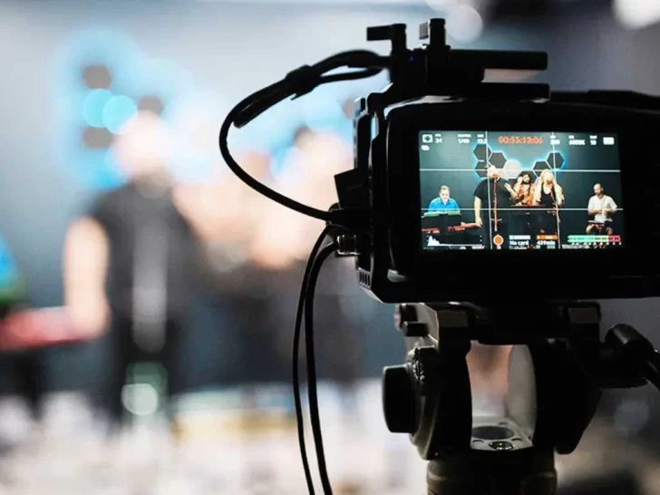 La escuela para proyectarse al futuro de los medios